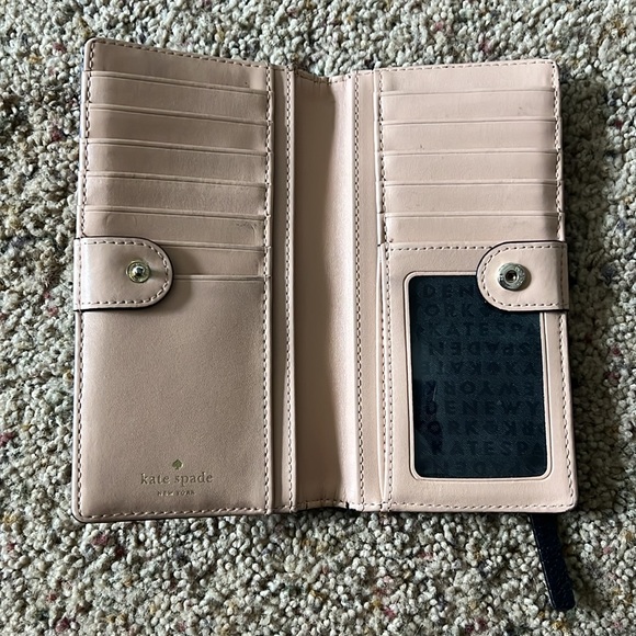 Black Kate Spade purse and matching wallet - Picture 9 of 9